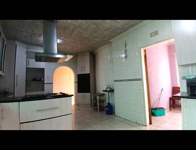 3 BEDROOM HOUSE FOR SALE IN UNITAS PARK